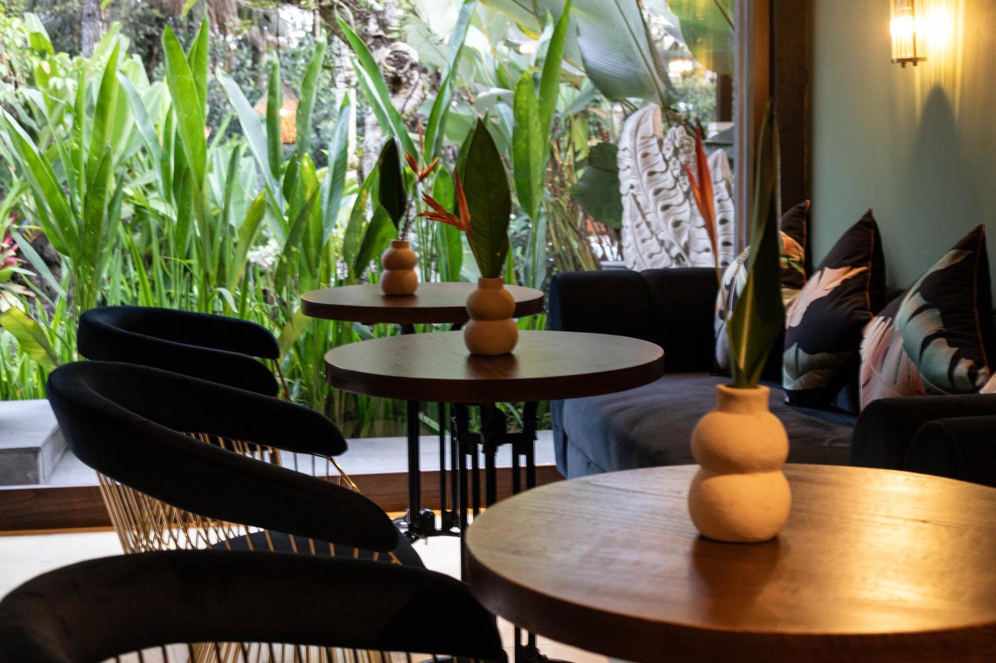 विला Suara Air Luxury Ubud (Bali)